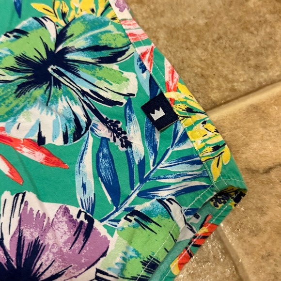 Crown Ivy Classic Fit Men's Medium Short Sleeve Button Down Shirt Tropical Print - Picture 5 of 12